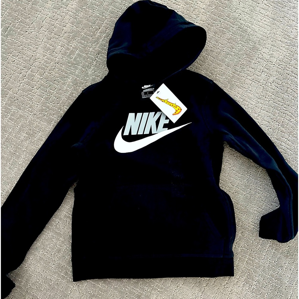 NWT Nike hoodie sweatshirt size Medium
